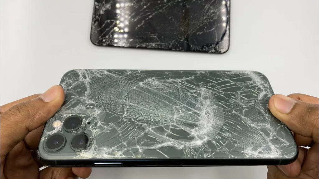 damaged iPhone 11 #erip